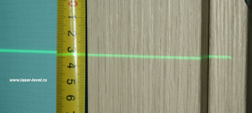 Толщина лазерных линий у уровня DT03CG на 5 метрах.