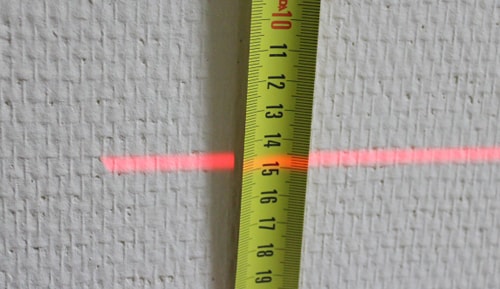 Толщина линии на 15 метрах у Bosch GCL 2-15