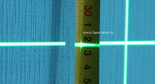 Фото лазерной линии на 1м.jpg